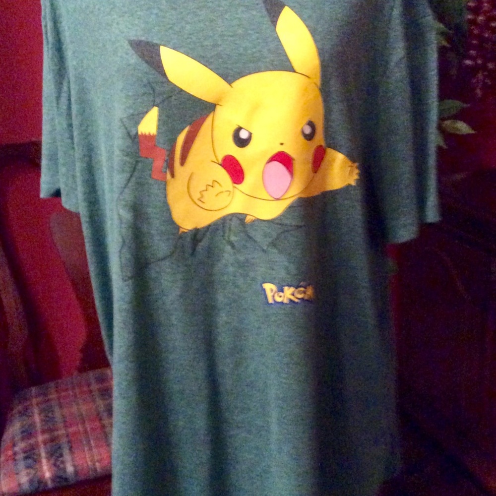 Pokémon T-shirt